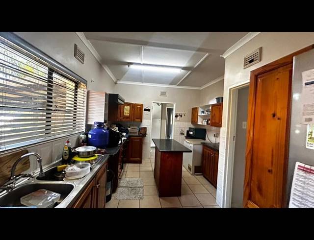 4 BEDROOM HOUSE FOR SALE IN ARBORETUM